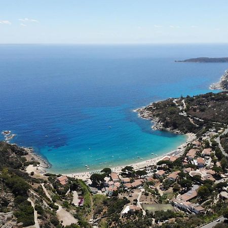 Grotta Azzurra Apartment - Cavoli - Terrazza Vista Mare, Clima E Parcheggio San Piero in Campo  ภายนอก รูปภาพ