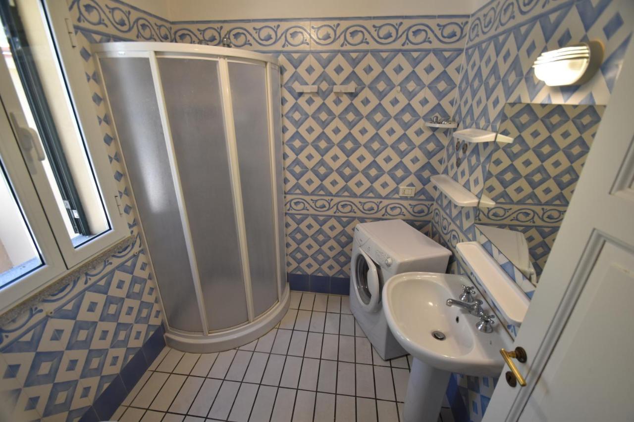 Grotta Azzurra Apartment - Cavoli - Terrazza Vista Mare, Clima E Parcheggio San Piero in Campo  ภายนอก รูปภาพ