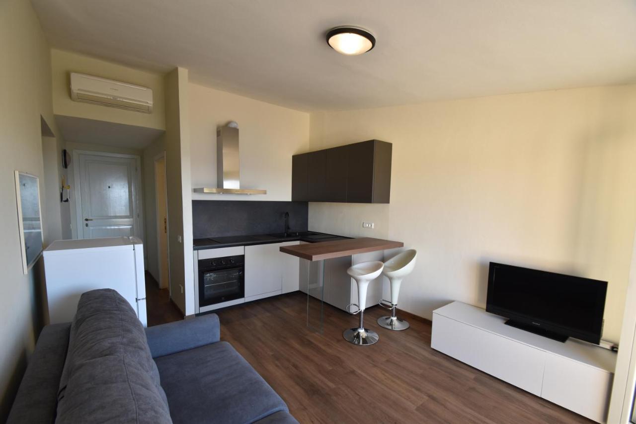 Grotta Azzurra Apartment - Cavoli - Terrazza Vista Mare, Clima E Parcheggio San Piero in Campo  ภายนอก รูปภาพ