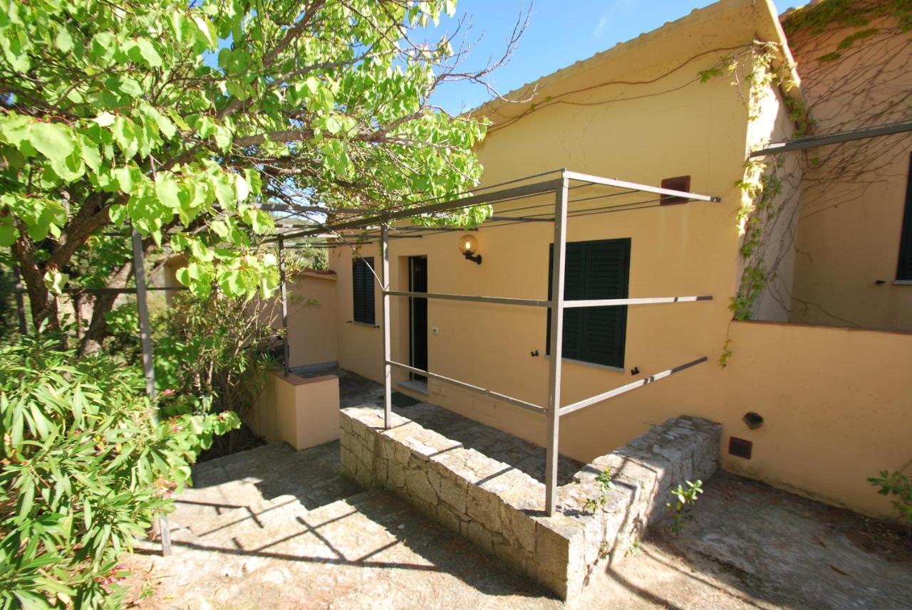 Grotta Azzurra Apartment - Cavoli - Terrazza Vista Mare, Clima E Parcheggio San Piero in Campo  ภายนอก รูปภาพ